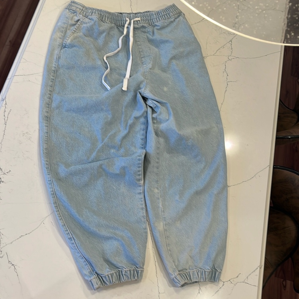 Urban Outfitters elastic waist n cuff pale denim jeans - thick denim